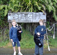 The Mataura Kilties Pipe Band - Adam Nicol & Rees McGowan Oban Stewart Island